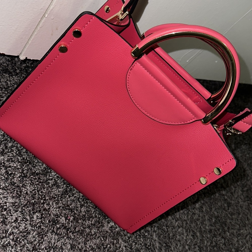 Beautiful gold-tone multi-way crossbody tote bag